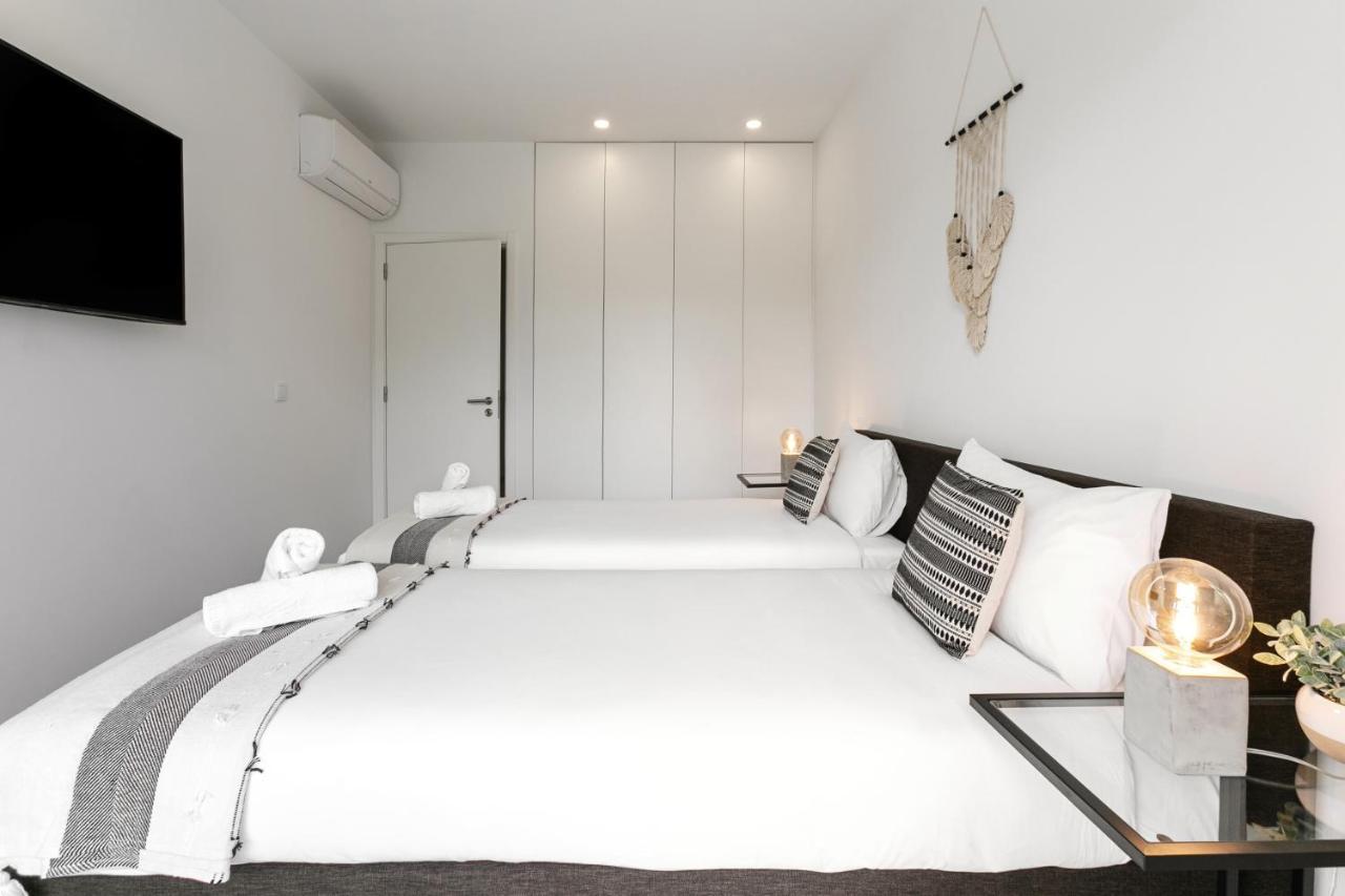 Sea & Sun Apartment Nazare Exterior photo